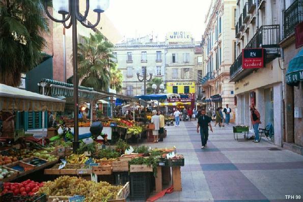 photo of Market in Perpignan.